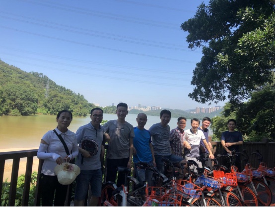 深圳風向標教育資源股份有限公司 深圳風向標教育資源股份有限公司