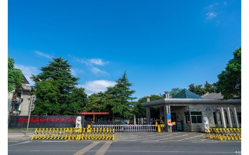 風(fēng)向標(biāo)與郴州市海納中等職業(yè)技術(shù)學(xué)校產(chǎn)教融合校企合作