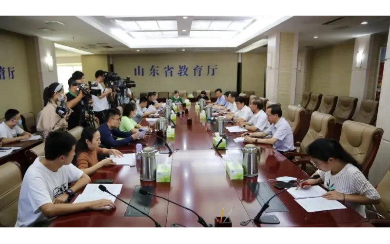 山東省教育廳發(fā)布《關(guān)于2021年職業(yè)教育改革發(fā)展成效明顯的市、縣（市、區(qū)）遴選評(píng)審結(jié)果的公示》